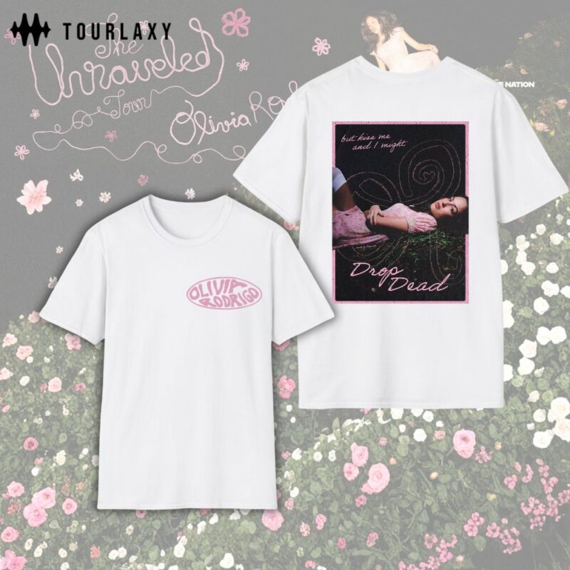 So in Love - Olivia Rodrigo Black T-shirt v2